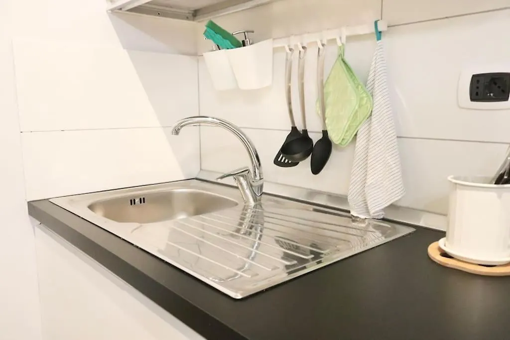 -Roma-Design Apartament Close To Centre Apartment  Rome