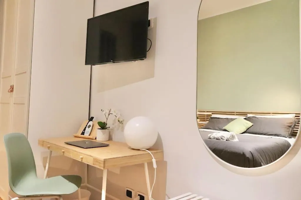 -Roma-Design Apartament Close To Centre Apartment 0*, Rome Italy